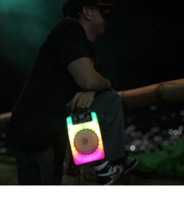 Parlante Cabina Luces LED KTS-1919 4"