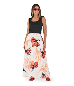 BLUSA COLOR NEGRA EN PIEL DE DURAZNO