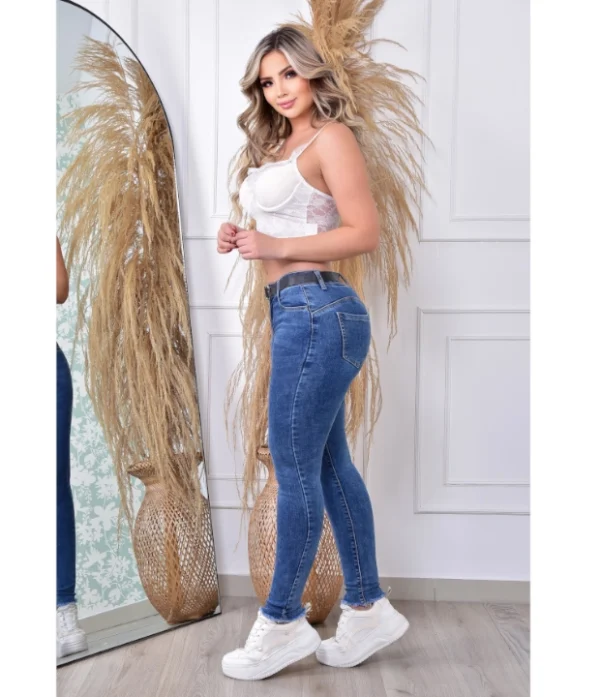 Jeans Strech Con Cinturon
