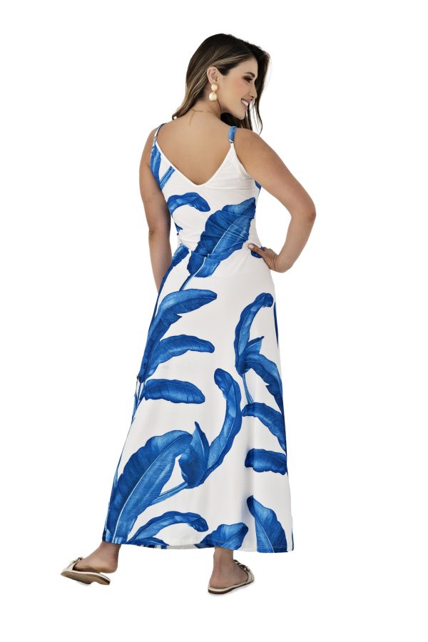 VESTIDO AZUL EN PIEL DE DURAZNO